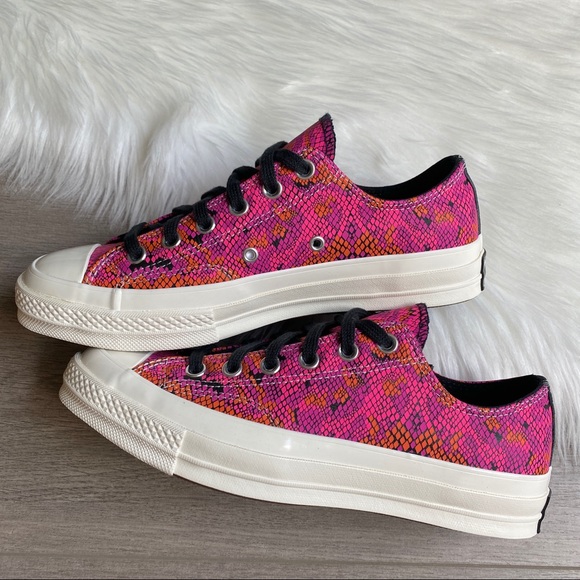 NWT Converse Digital Daze Chuck 70 Low Top Women’s Shoes - Picture 8 of 9